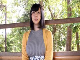 【マニア垂涎】スライムK-cup超乳若妻、流出。欲求不満ンの色白な癒し系素人さんの濃厚5本番。　サンプル画像01